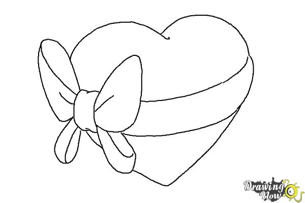 How to Draw a Heart With a Bow - Step 6 How to Draw a Heart With a Bow - Step 6